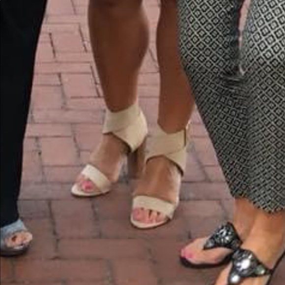 Sandals - Picture 5 of 6